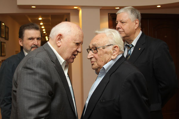 Встреча М.С.Горбачева с Эгоном Баром в Горбачев-Фонде. 20 июля 2015 г.