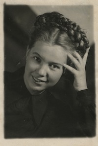 Р.М.Титаренко. В год поступления в Московский государственный университет. 1949