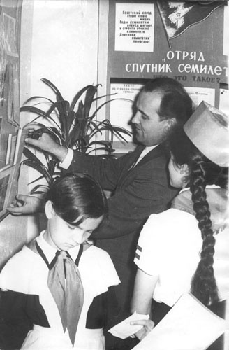 Secretary of a territorial party committee Mikhail Gorbachev with pioneers. Stavropol, 1960s