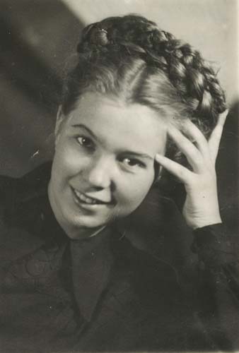 Raisa Titarenko as an applicant to Moscow State  University. 1949