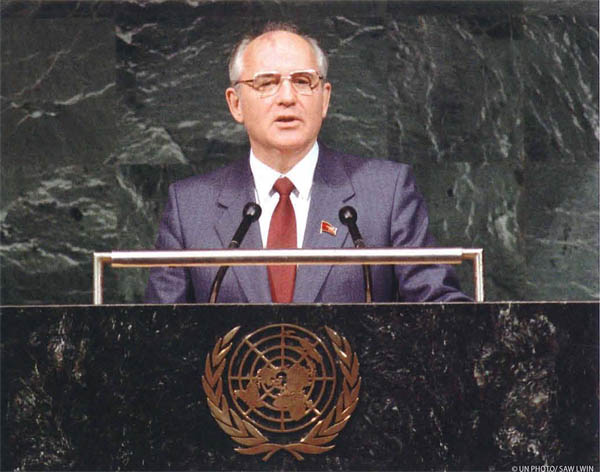 Mikhail Gorbachev addressing the forty-third session of the General Assembly of the United Nations, 7 December 1988.