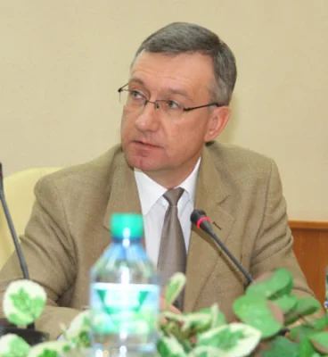 А.Ю.Захаров