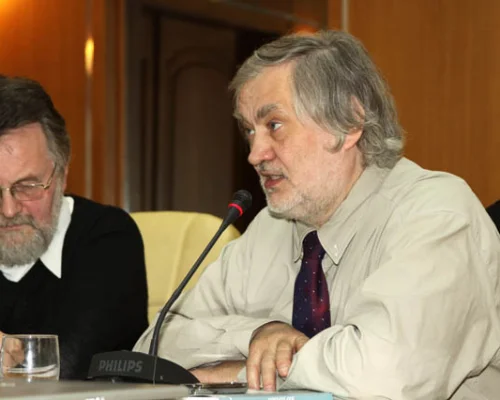 Слева направо: П.М.Кудюкин, В.В.Игрунов