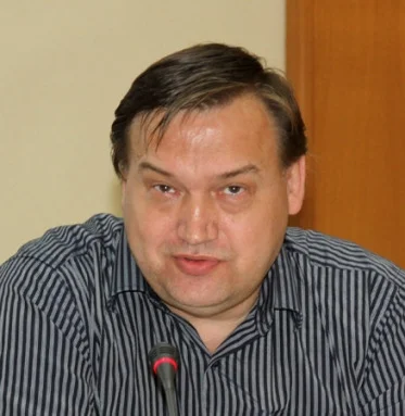 Олег Подвинцев, Пермский филиал Института философии и права по исследованию политических институтов и процессов.