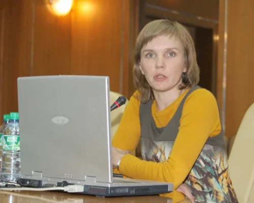 	 Лариса Паутова, социолог, руководитель программы ФОМ