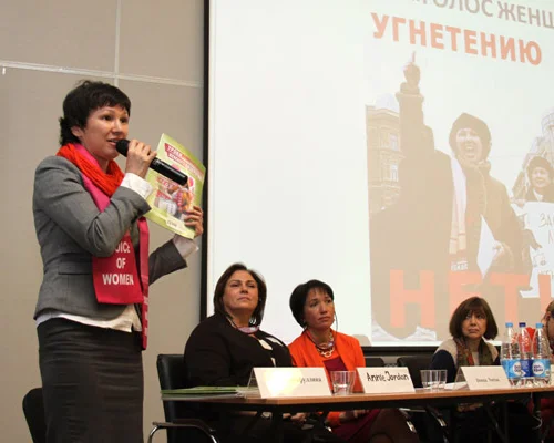 Слева направо: Р.Шарифуллина, А.Джордан, Д.Нортон, О.Здравомыслова, К.Нойзюсс