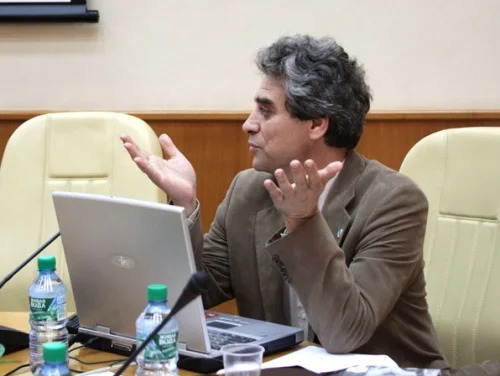 Сергей Захаров