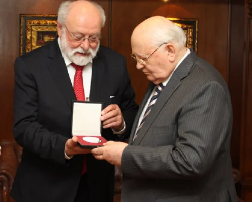 Бруно Редекер, Михаил Горбачев