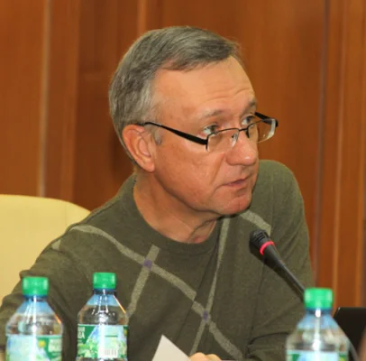 Андрей Захаров