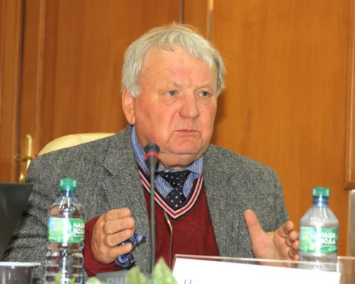 Александр Ципко