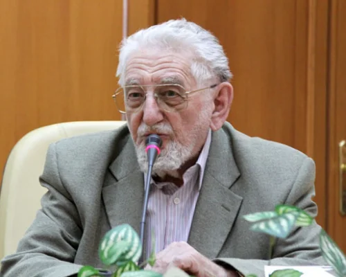 Виктор Шейнис