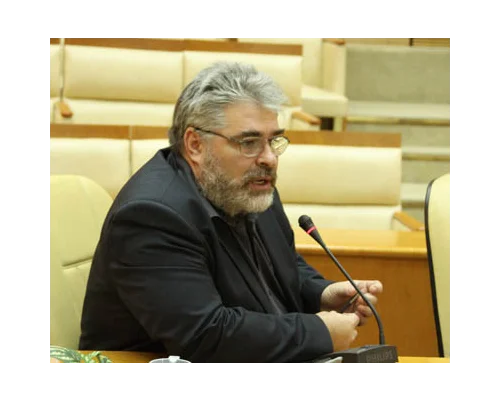 Петр Бизюков
