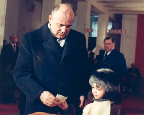 Генеральный секретарь ЦК КПСС М.С.Горбачев. Март 1985