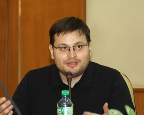 Дмитрий Казьмин