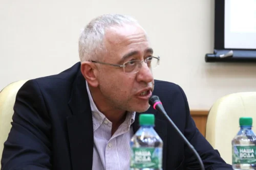 Николай Сванидзе