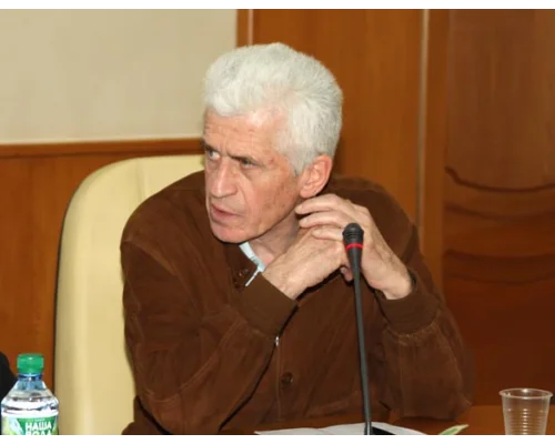 Виктор Кувалдин