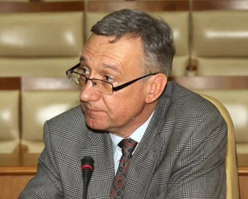 Андрей Захаров