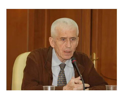 Виктор Кувалдин
