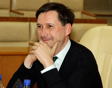 Артур Валиев (Сколково)