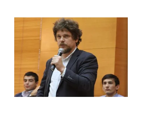 Дискуссия. Е. Марков