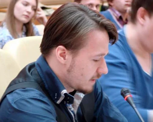 Сергей Титов