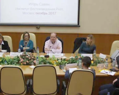 Во время дискуссии