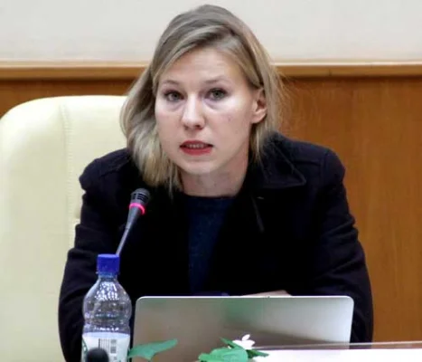Ольга Бронникова, Институт Гренобля, Франция