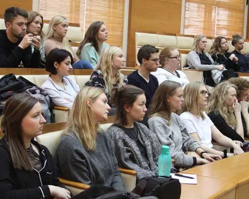 Во время встречи