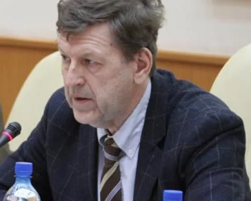 	 Андрей Медушевский (НИУ Высшая школа экономики)