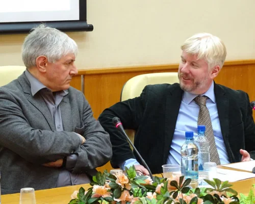 Александр Филиппов и Василий Жарков (МВШСЭН)