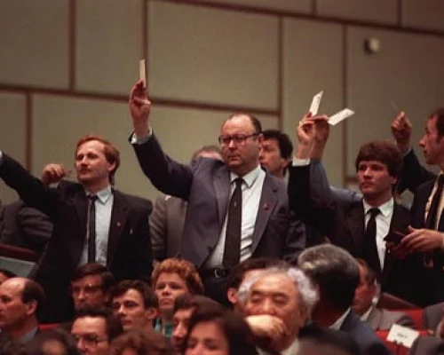 Очередь к микрофону. Май-июнь 1989