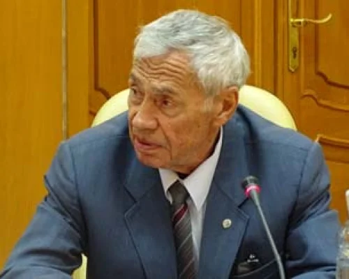 Владимир Дворкин (ИМЭМО РАН)