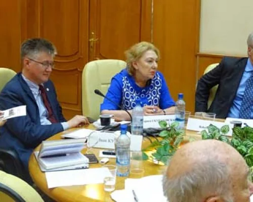 Иван Курилла, Лариса Скуратовская и Роберт Инглиш