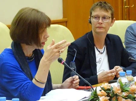 Ольга Михайловна Здравомыслова, д. филос. наук, исполнительный директор Горбачёв-Фонда; Клаудиа Кроуфорд, руководитель Фонда Конрада Аденауэра в Российской Федерации
