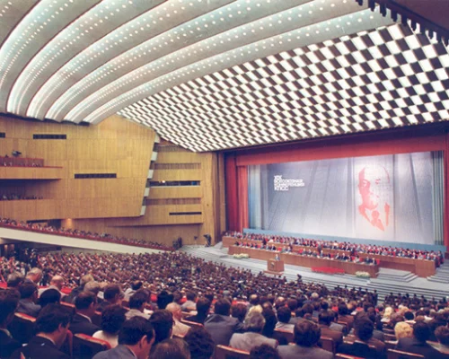 В день начала работы 19-й Всесоюзной партконференции. 28 июня 1988 г.