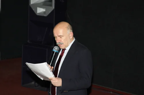 Павел Палажченко зачитывает обращение М.С.Горбачева