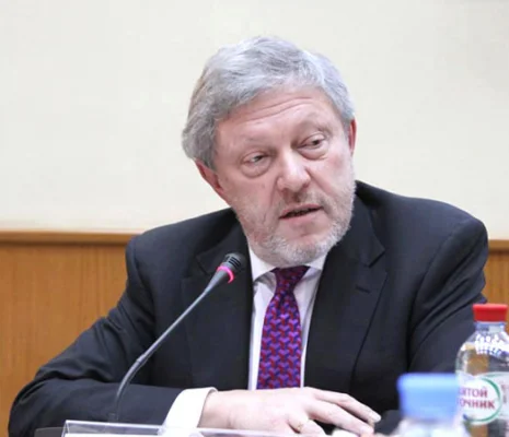 	 Григорий Явлинский, лидер партии 