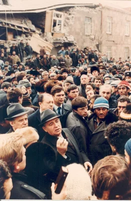 М.С.Горбачев и Н.И.Рыжков. Спитак. Армения. 10 декабря 1988