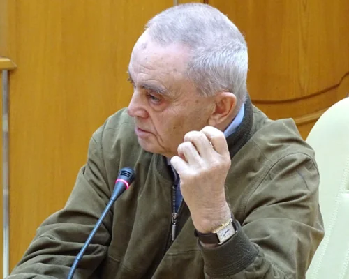 Карен Карагезьян