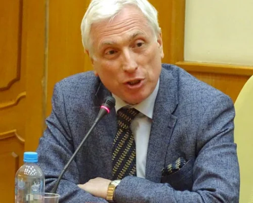 Леонид Млечин