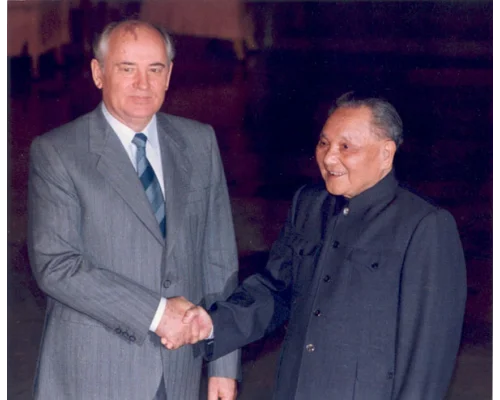 М.С.Горбачев и Дэн Сяопин. 16 мая 1989 г.