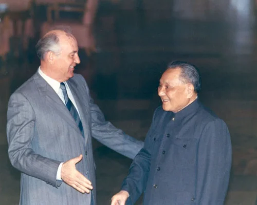 М.С.Горбачев и Дэн Сяопин. 16 мая 1989 г.