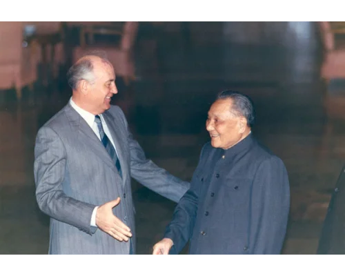 М.С.Горбачев и Дэн Сяопин. 16 мая 1989 г.