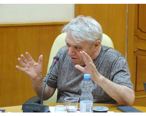 Александр Гельман