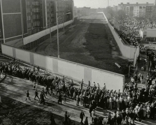 Проход открыт. Берлин. 10-12 ноября 1989