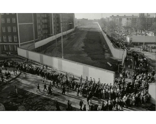 Проход открыт. Берлин. 10-12 ноября 1989
