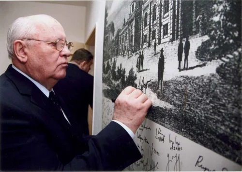 М.С. Горбачев в Берлинской ратуше. 13 марта 2009 г.ин. 2009