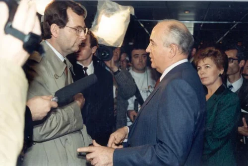 М.С. Горбачев отвечает на вопросы журналистов. Мальта. Декабрь 1989 г.