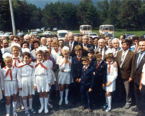 М.С. Горбачев, Р.М. Горбачева, Г. Коль и др. Ставропольский край. Архыз. 1990 г.