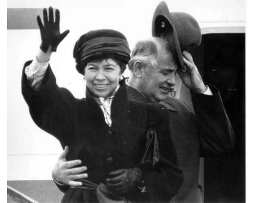 Перед отлетом в  Рейкъявик (Исландия) Москва, 10 октября 1986.